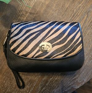 Talbots Turn Lock Hair On Hide NWOT Black Leather Wristlet/Wallet🤎